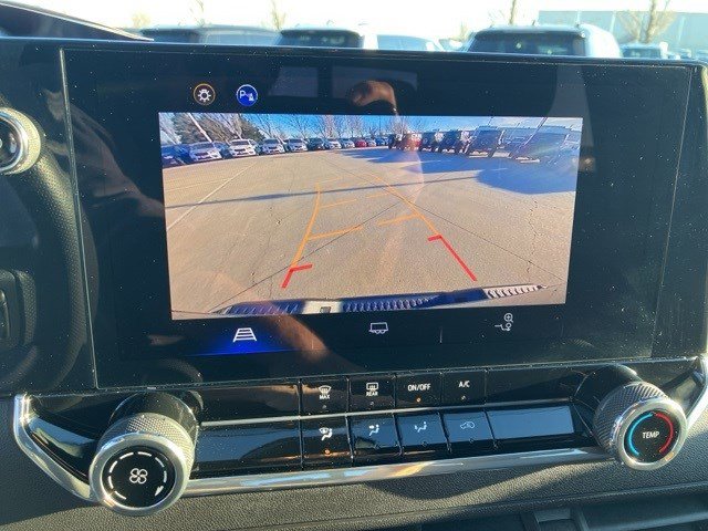 Used 2024 Chevrolet Colorado Trail Boss w/ Advanced Trailering Package image 21