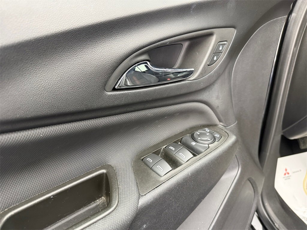 Used 2023 Chevrolet Equinox RS image 14