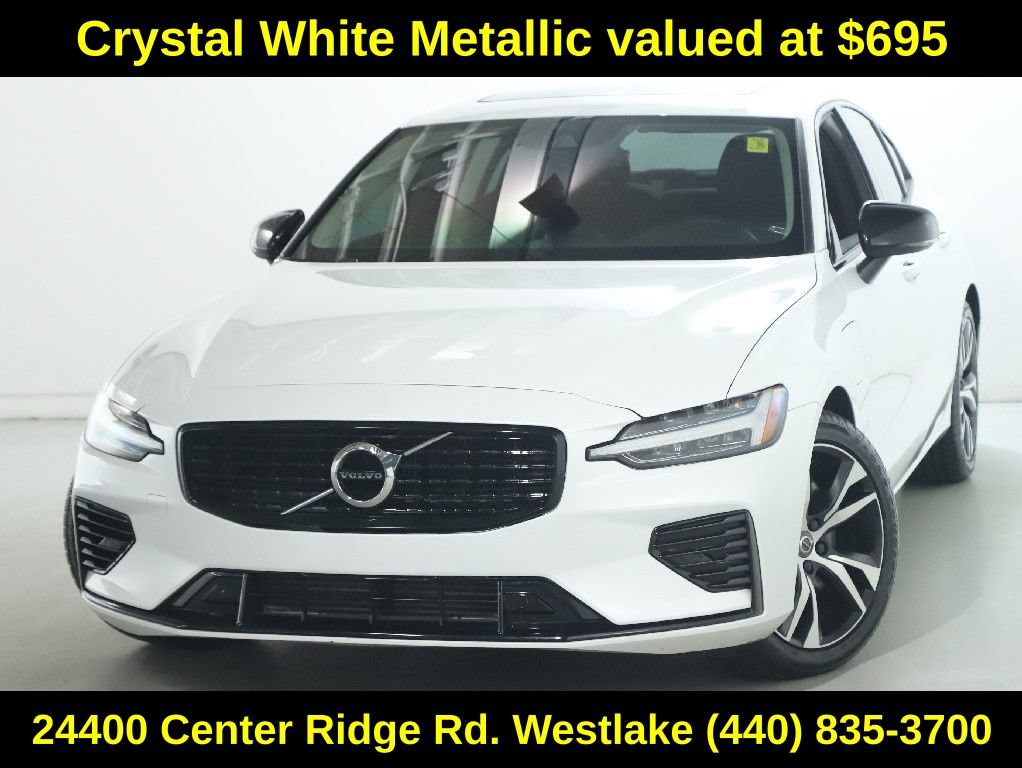 Used 2022 Volvo S60 T8 R-Design Expression AWD/4WD image 3