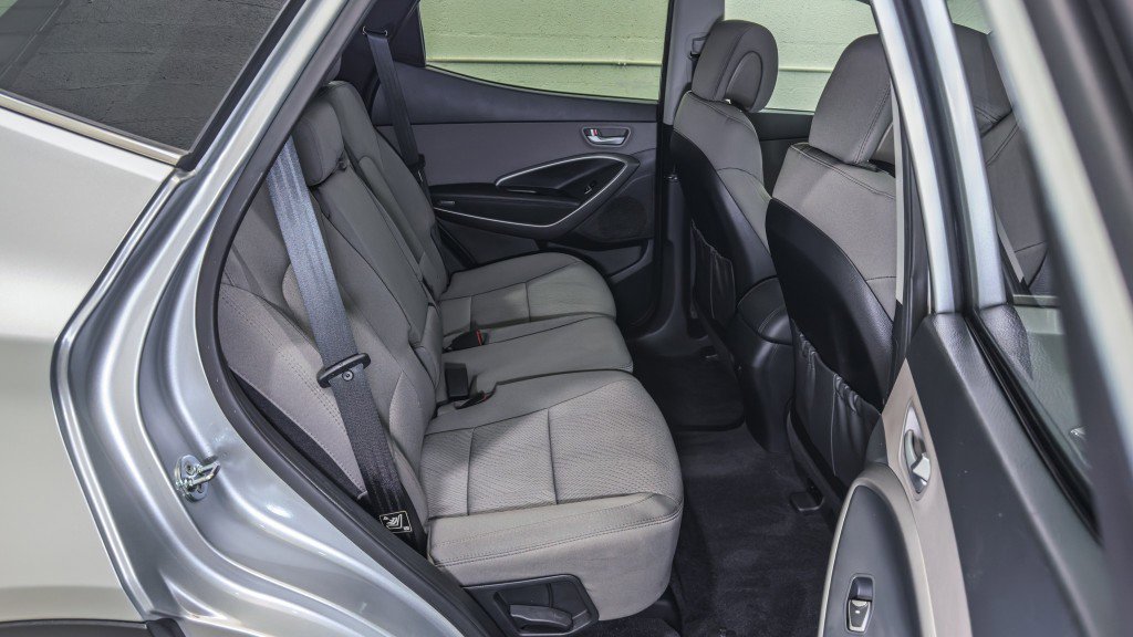 Used 2016 Hyundai Santa Fe Sport w/ Option Group 02 image 17