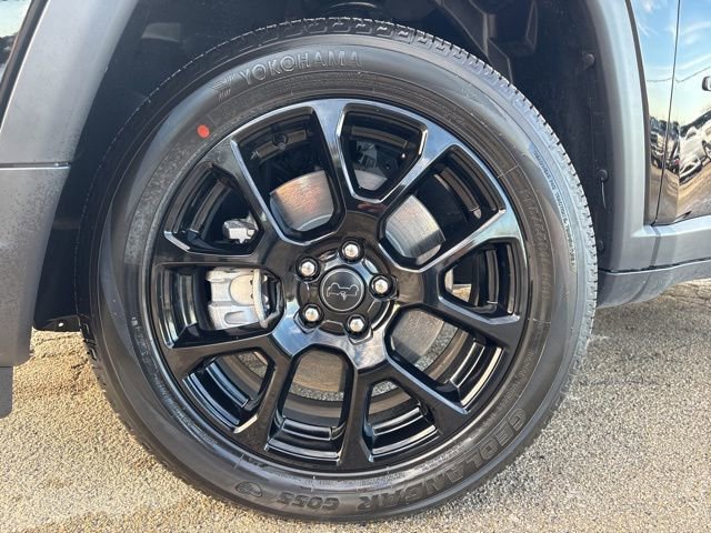 New 2026 Jeep Compass Latitude image 12