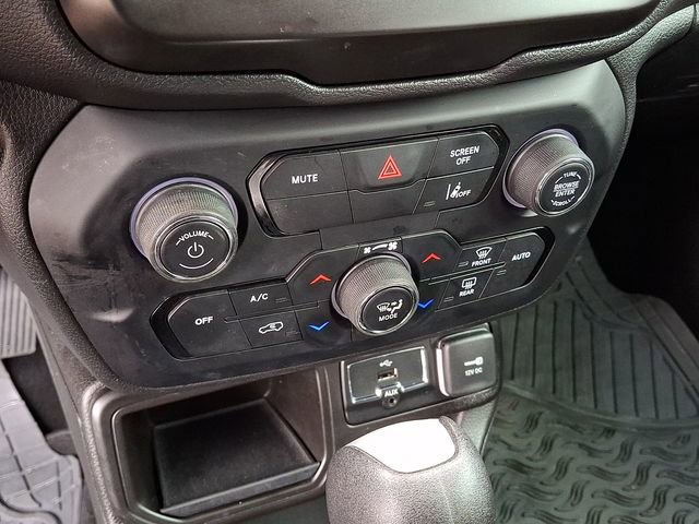 Used 2021 Jeep Renegade Sport image 12