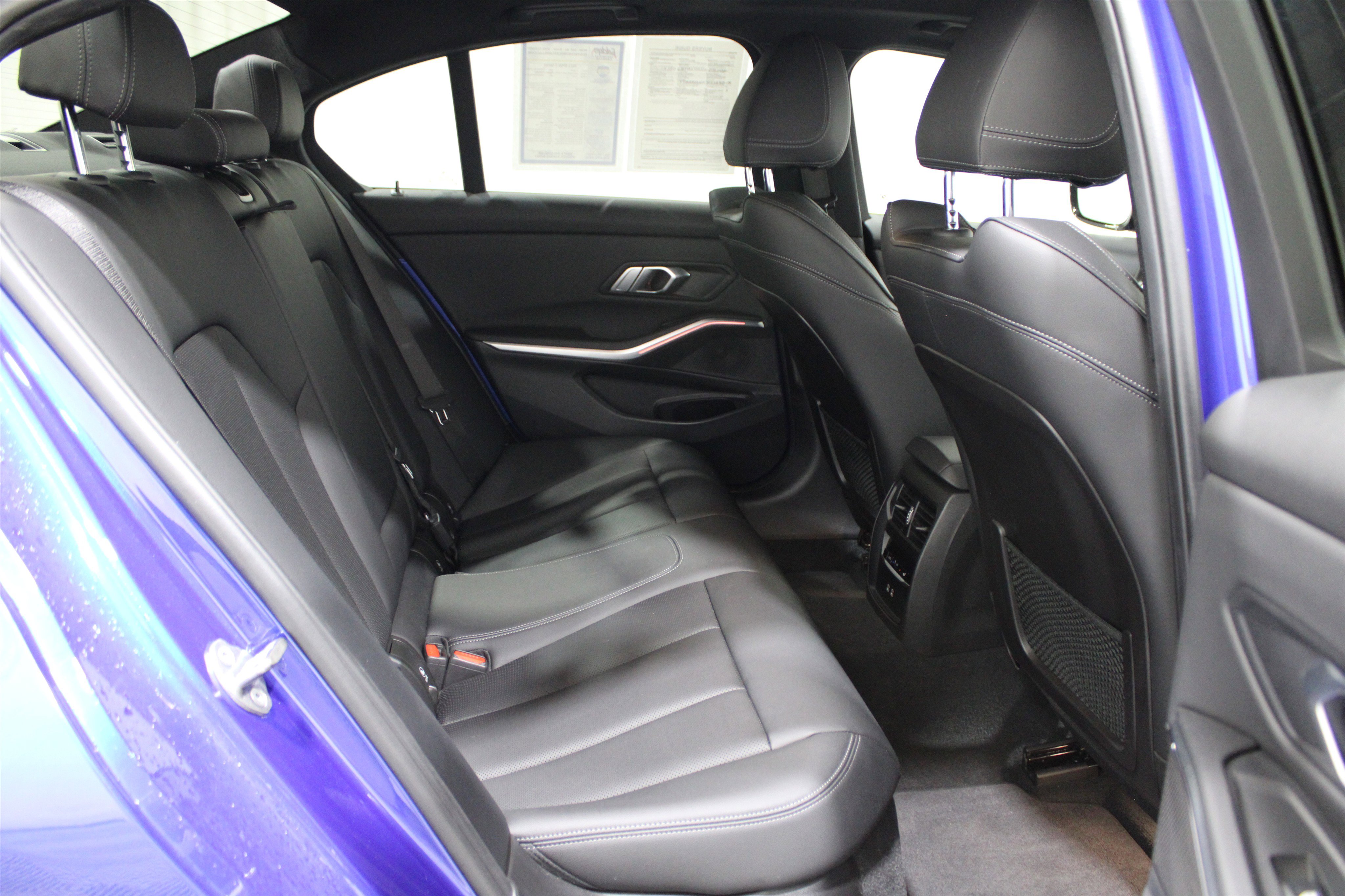 Used 2023 BMW 330i Sedan w/ M Sport Package image 29