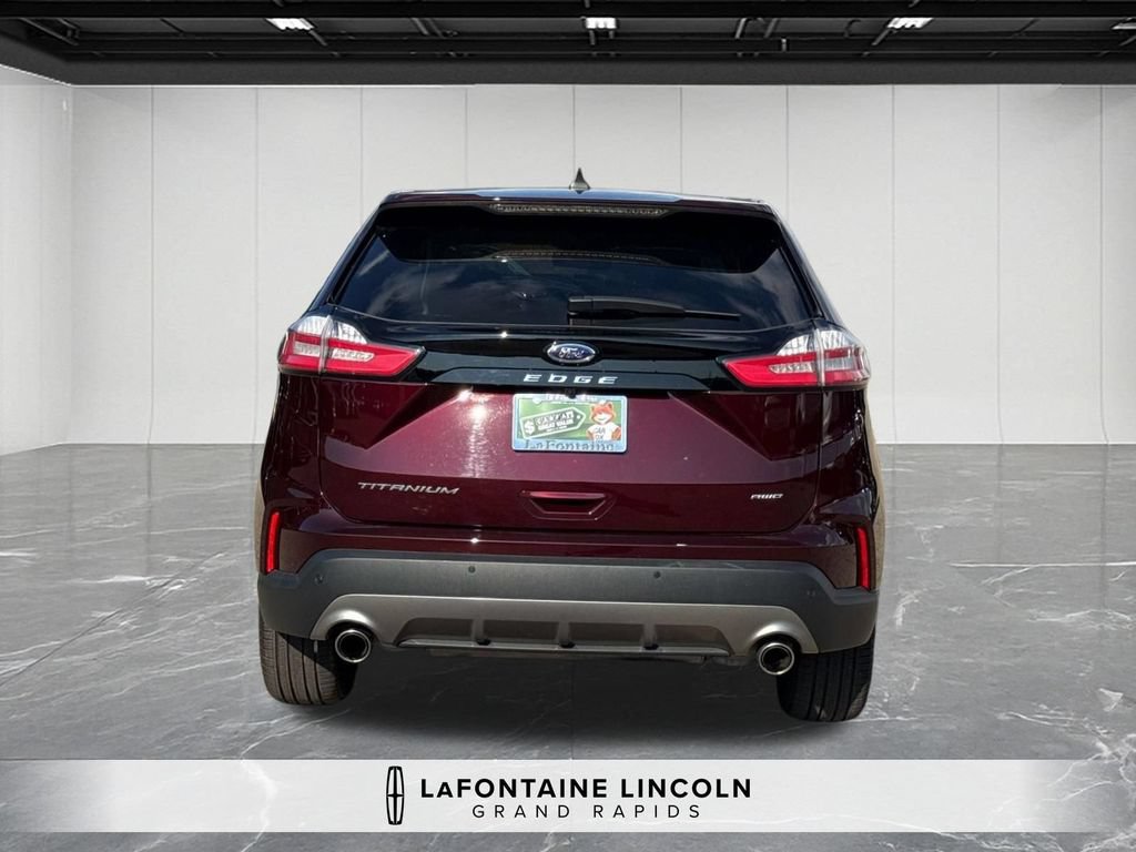 Used 2023 Ford Edge Titanium w/ Equipment Group 301A AWD/4WD image 4