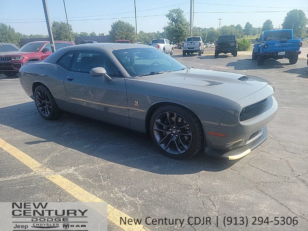 Used 2023 Dodge Challenger R/T Scat Pack w/ Plus Package RWD image 7