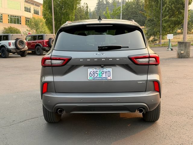 Certified 2023 Ford Escape ST-Line Select w/ Tech Pack #2 AWD/4WD image 5