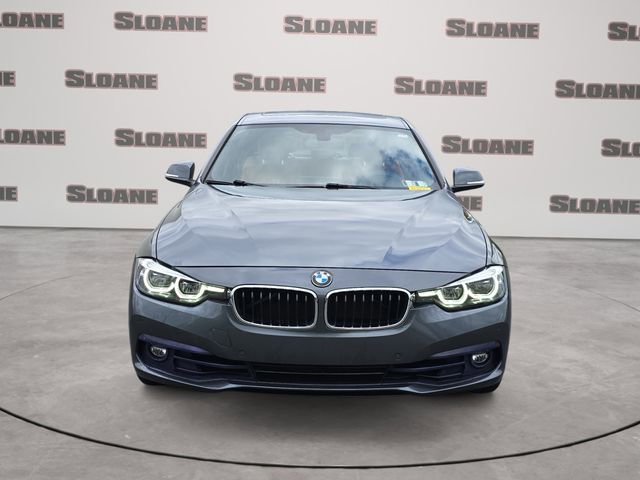 Used 2018 BMW 330i xDrive Sedan AWD/4WD image 7