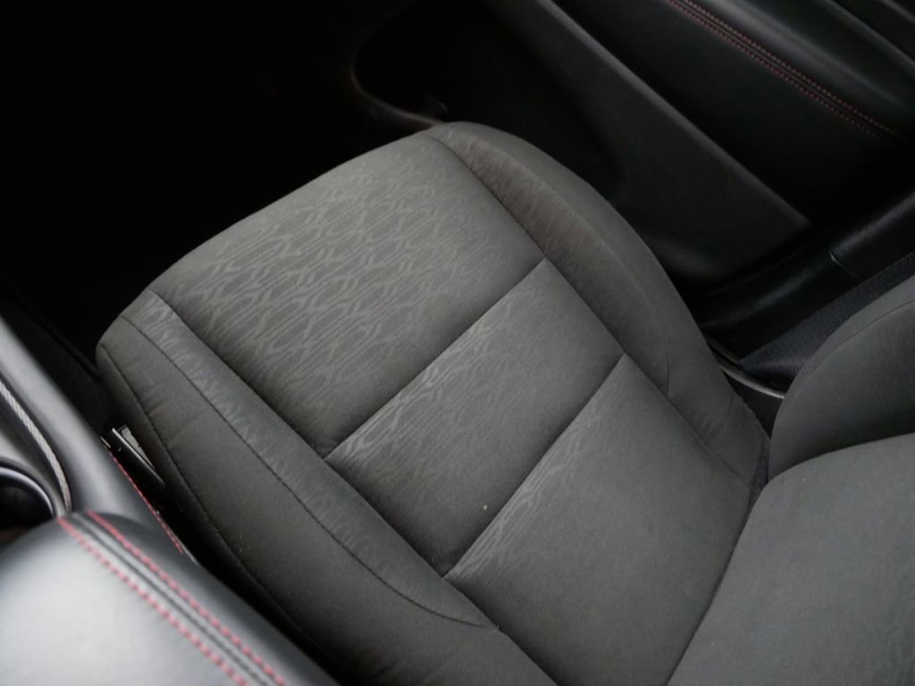 Certified 2024 Dodge Durango GT image 40