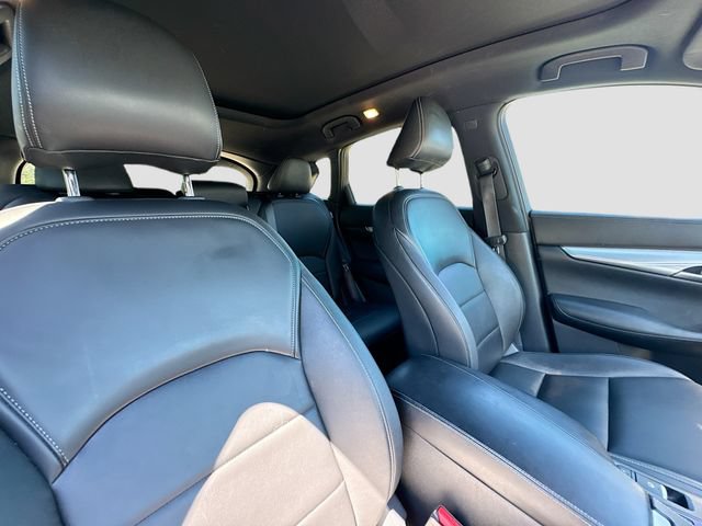Used 2021 INFINITI QX50 Luxe w/ Appearance Package AWD/4WD image 15