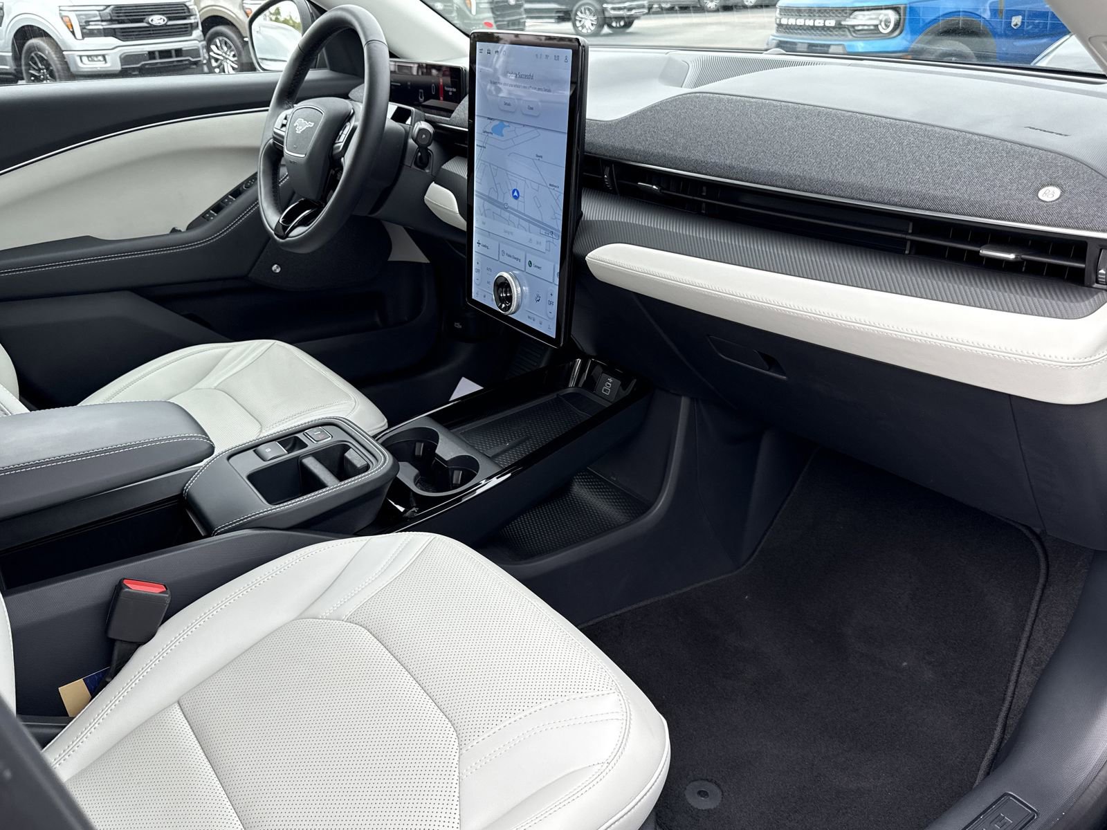 Certified 2025 Ford Mustang Mach-E Premium RWD image 12