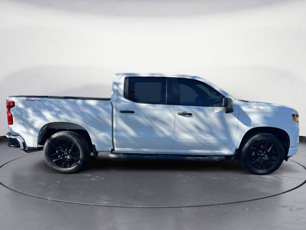 Used 2026 Chevrolet Silverado 1500 Custom AWD/4WD image 4