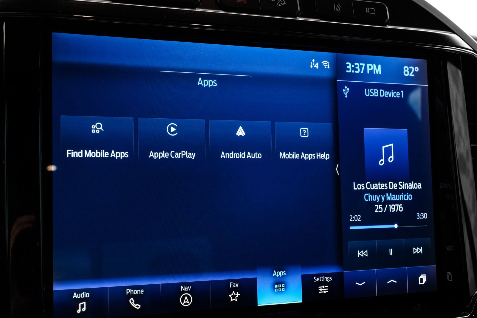 Used 2022 Ford F250 Lariat w/ Lariat Ultimate Package image 32