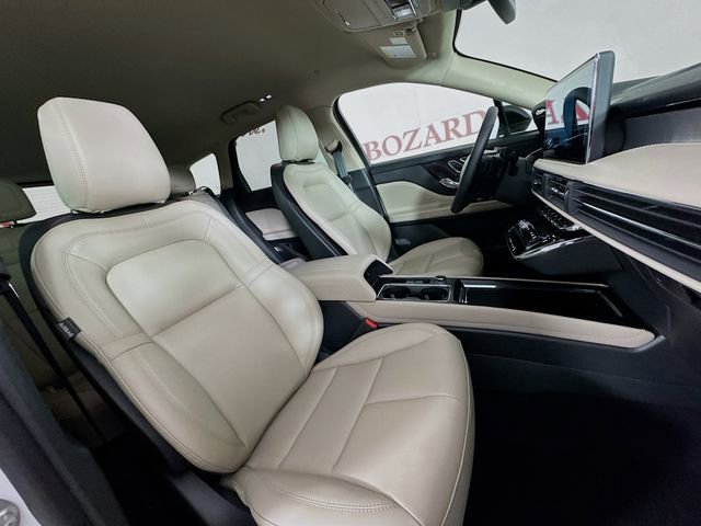 New 2026 Lincoln Corsair Premiere image 28