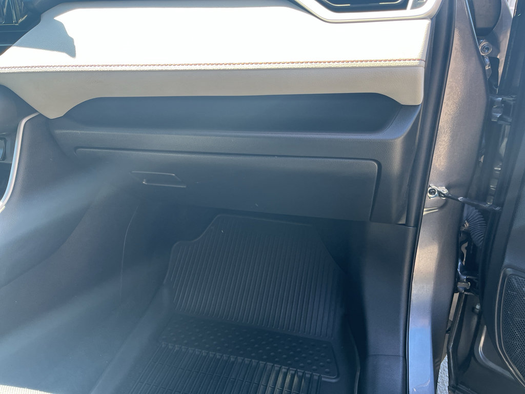 Used 2021 Toyota RAV4 XLE w/ Convenience Package AWD/4WD image 34