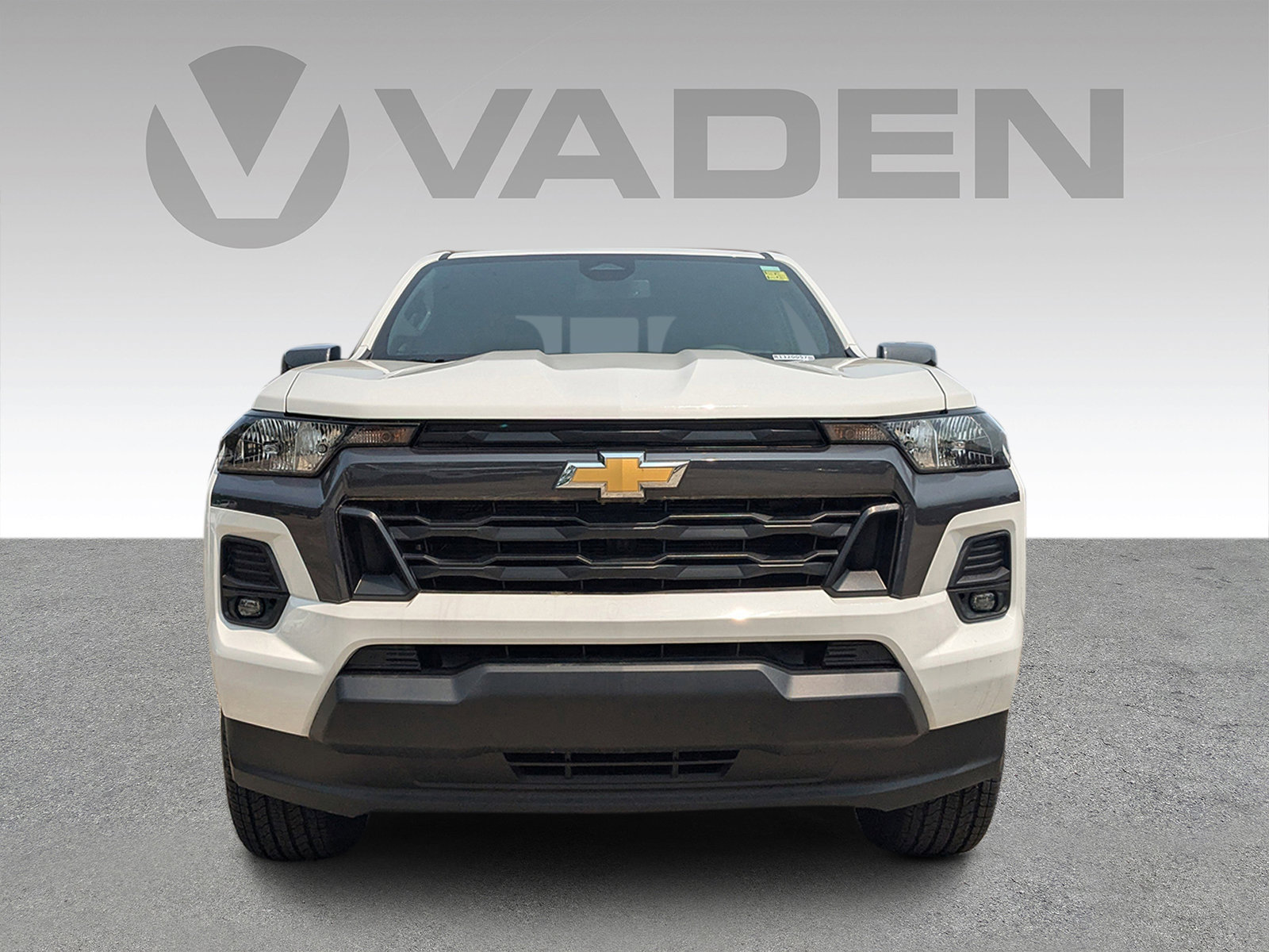 Used 2024 Chevrolet Colorado LT w/ LT Convenience Package II image 23