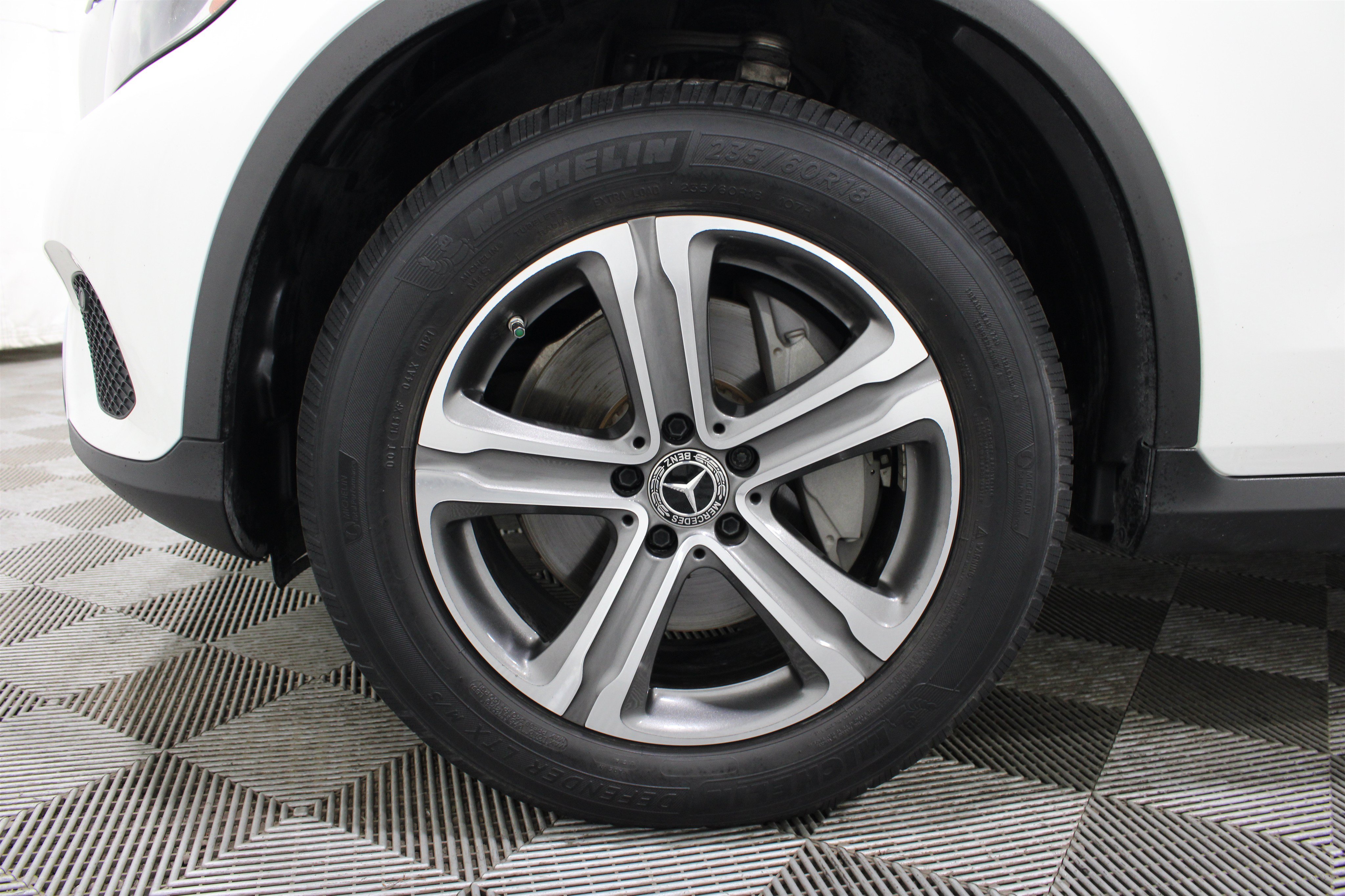 Used 2019 Mercedes-Benz GLC 300 4MATIC image 37