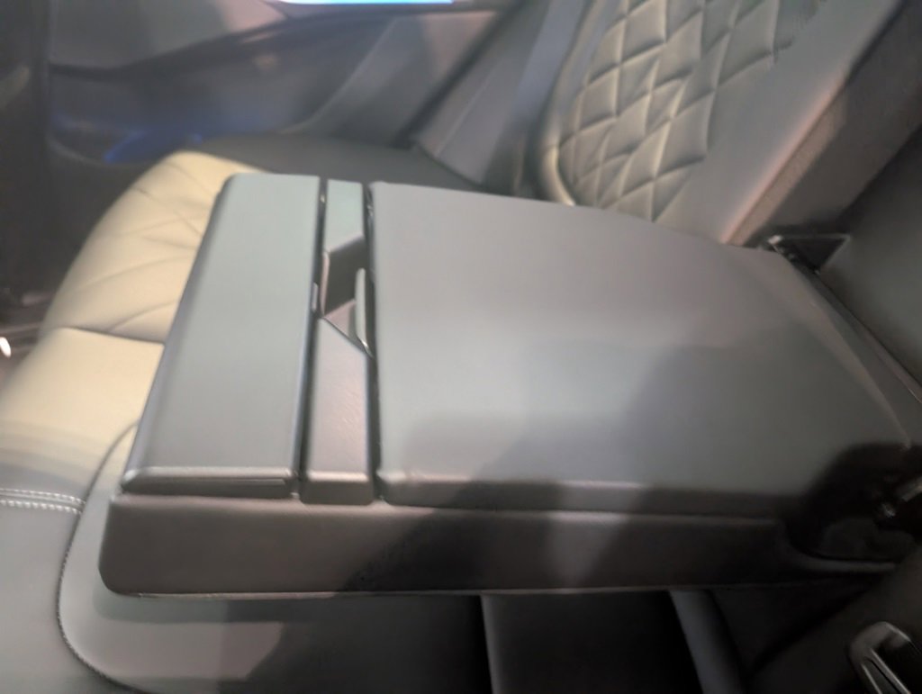 Used 2025 BMW X5 M60i w/ Climate Comfort Package image 26