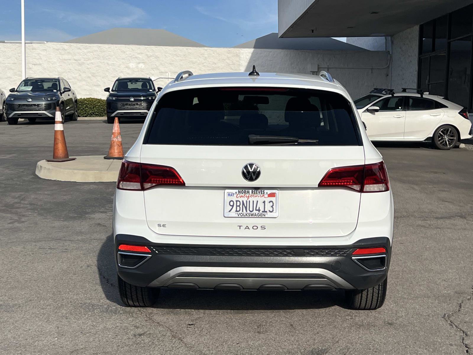 Certified 2022 Volkswagen Taos SE image 23