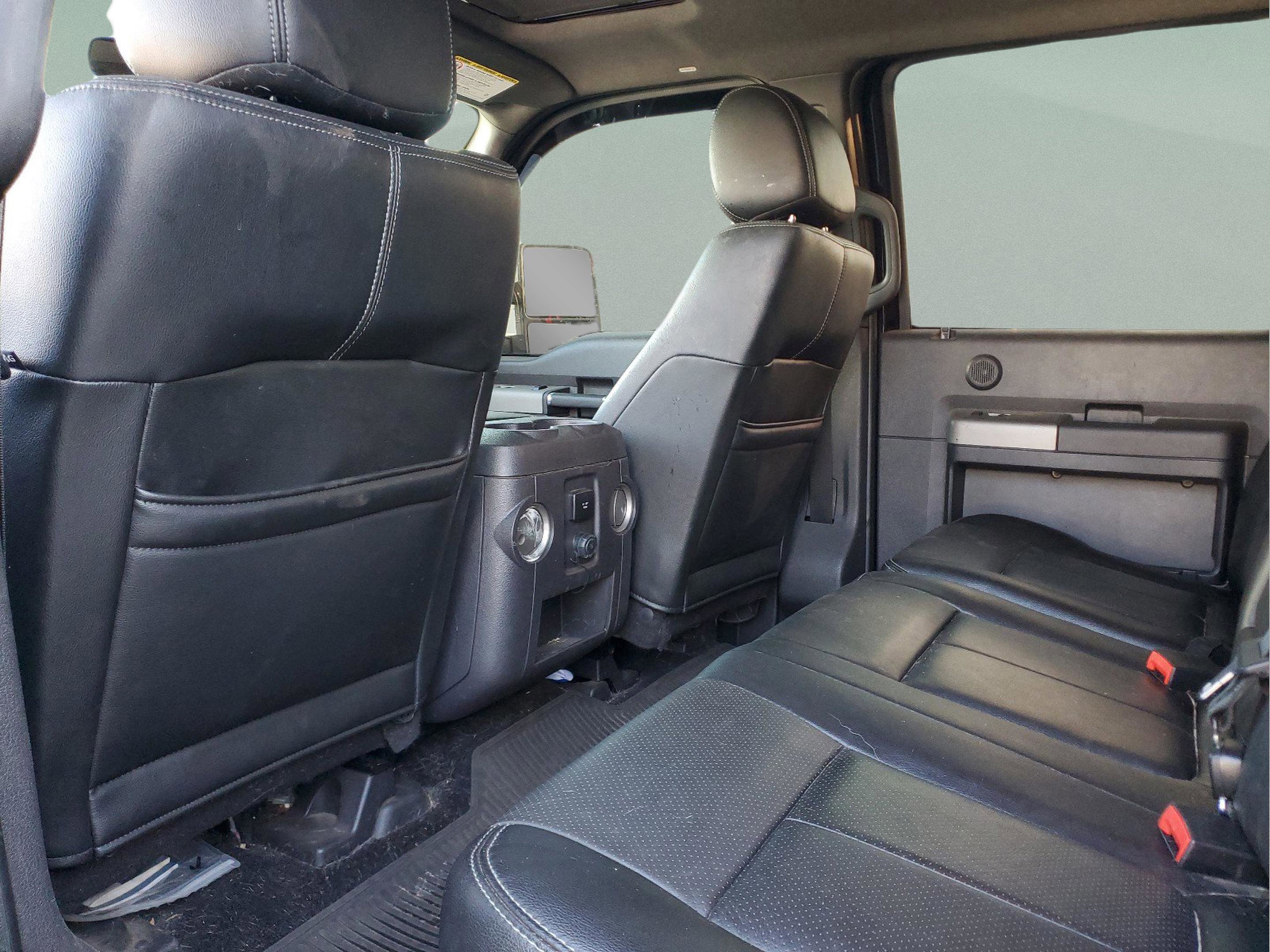 Used 2016 Ford F250 Lariat w/ Lariat Ultimate Package AWD/4WD image 5