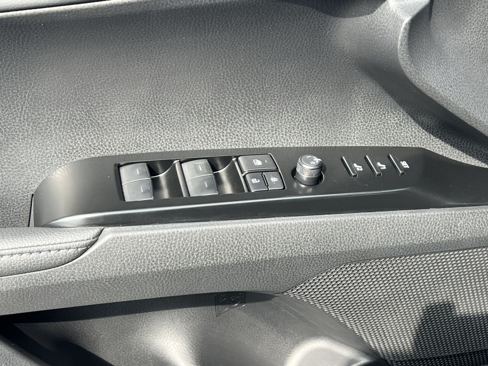 Used 2026 Toyota Camry XSE w/ Premium Plus Package FWD image 14