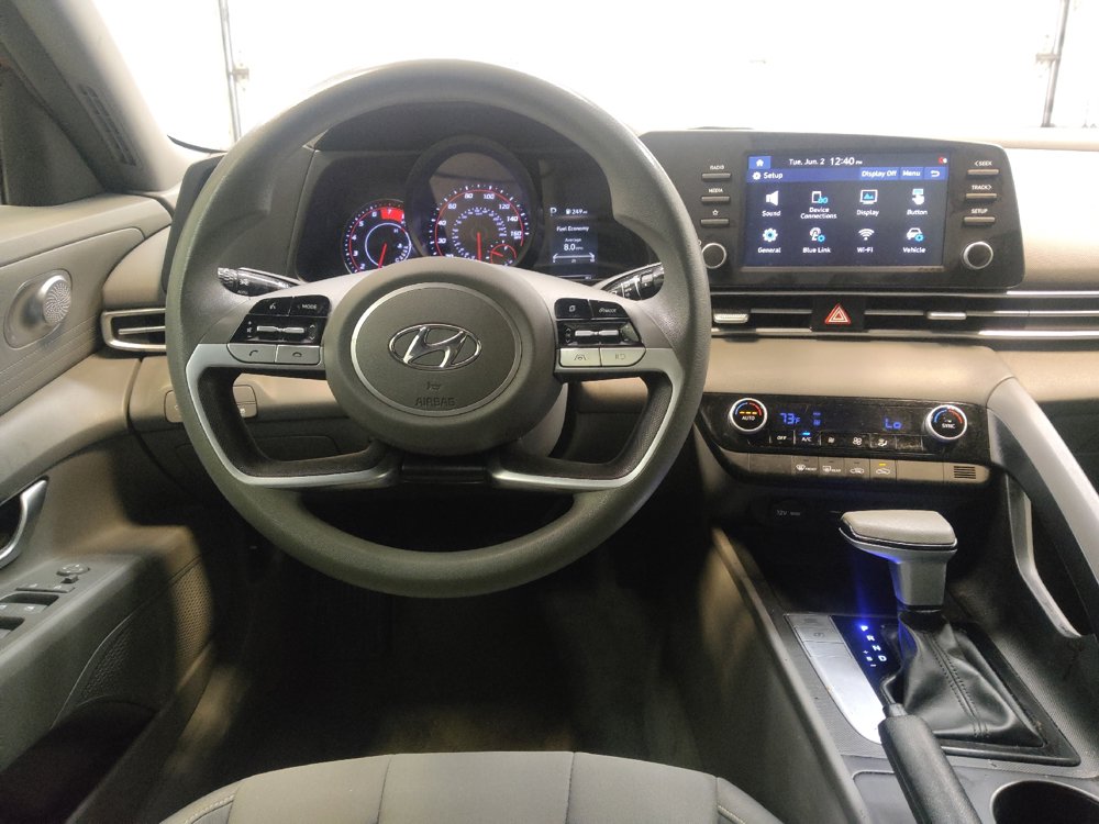 Used 2022 Hyundai Elantra SEL FWD image 22