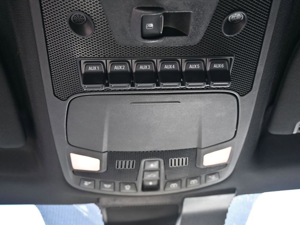 Used 2019 Ford F150 Raptor w/ Equipment Group 802A Luxury image 37