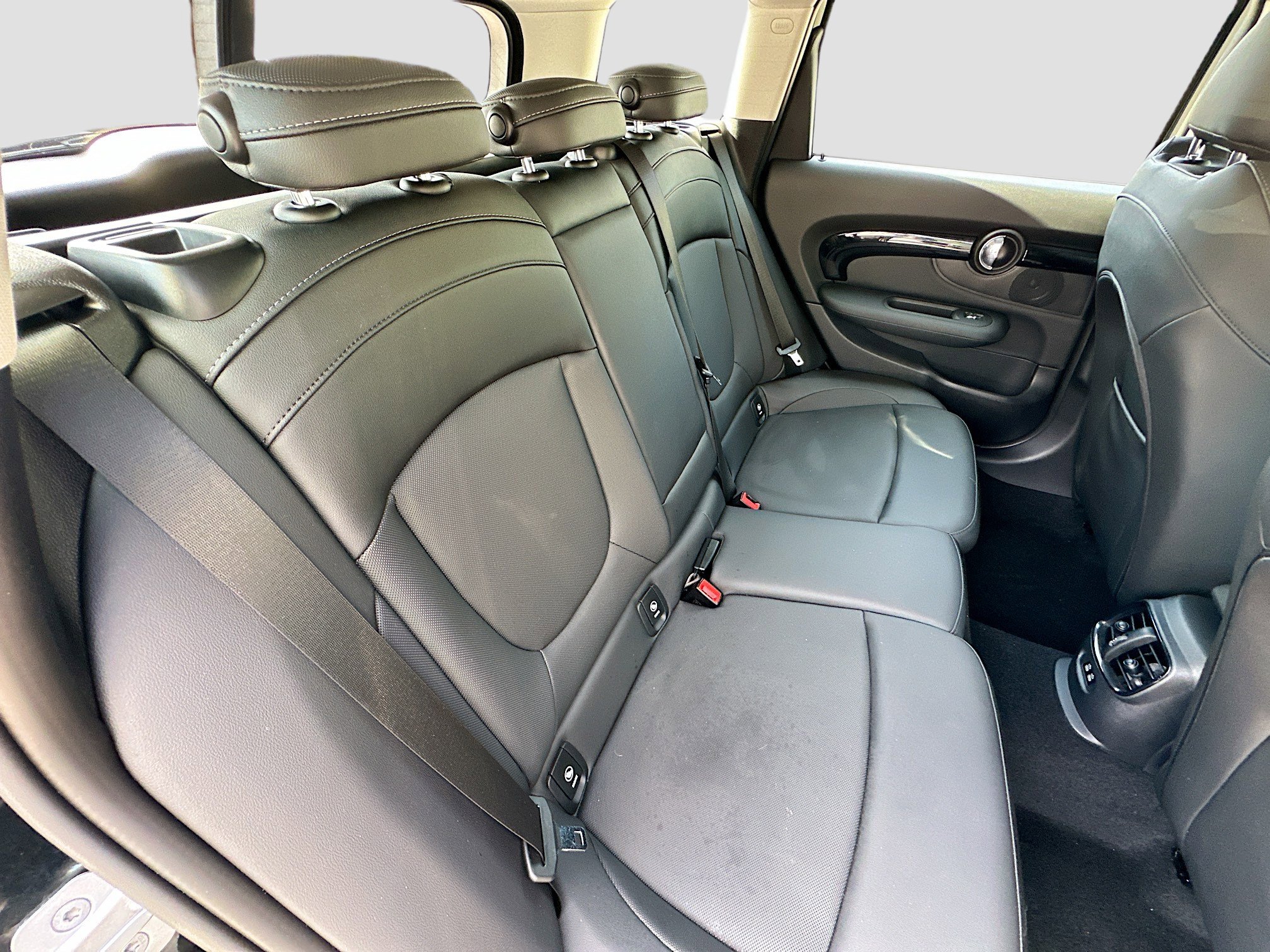 Used 2024 MINI Cooper Clubman S image 30