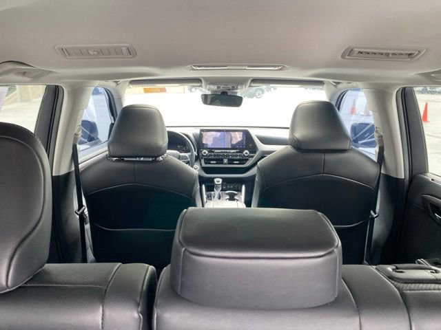 Certified 2020 Toyota Highlander Limited AWD/4WD image 13