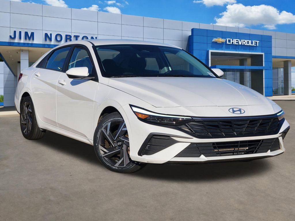 Used 2024 Hyundai Elantra SEL