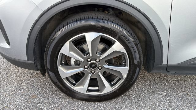 Certified 2024 Ford Escape Platinum AWD/4WD image 13
