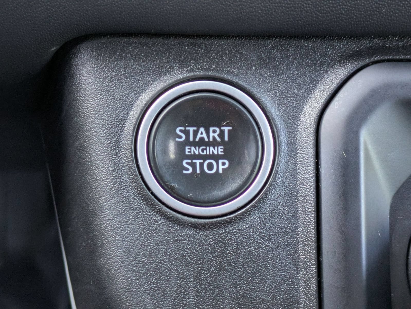Used 2021 Land Rover Defender 110 X-Dynamic HSE AWD/4WD image 23