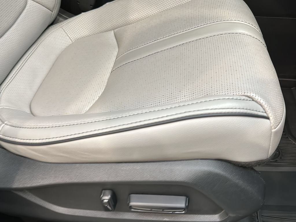 Certified 2024 Honda Pilot Elite image 27