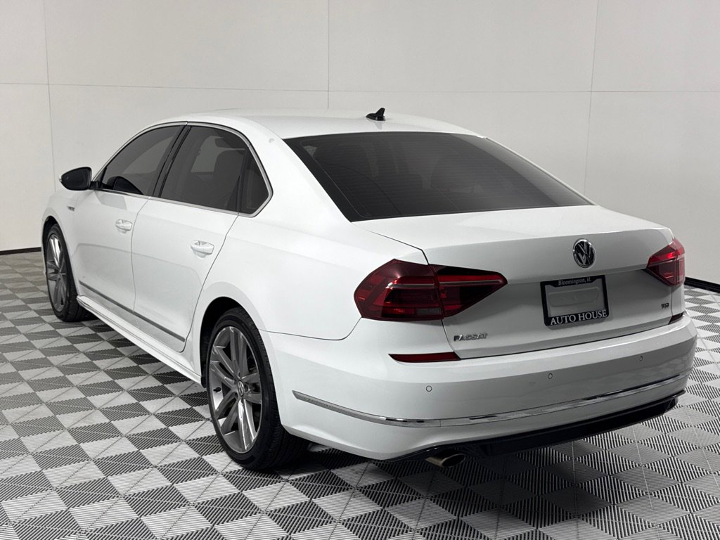 Used 2019 Volkswagen Passat 2.0T SE R-Line image 7