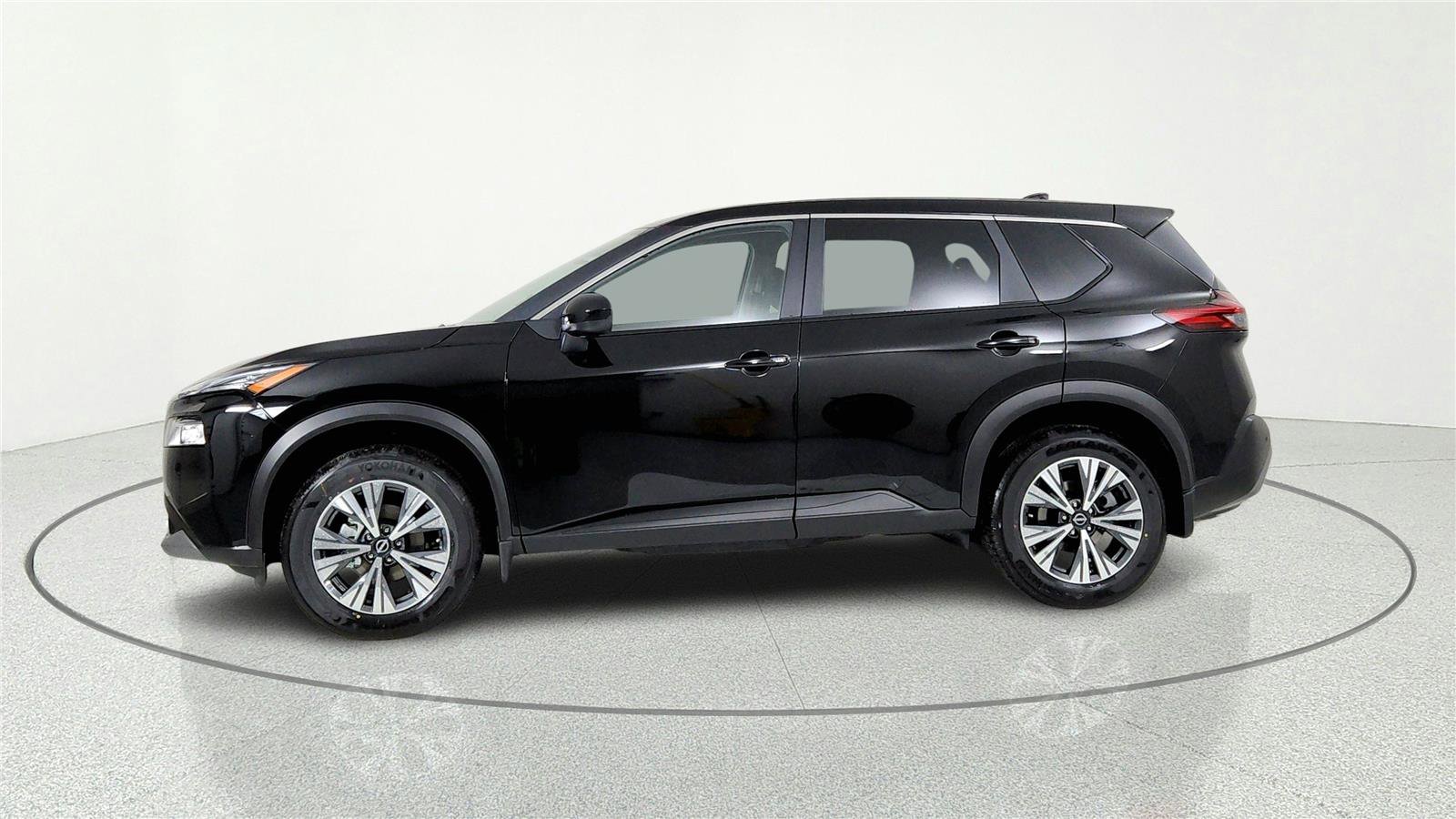 Used 2023 Nissan Rogue SV AWD/4WD image 5