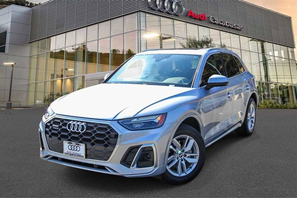 Used 2023 Audi Q5 2.0T Premium w/ Convenience Package