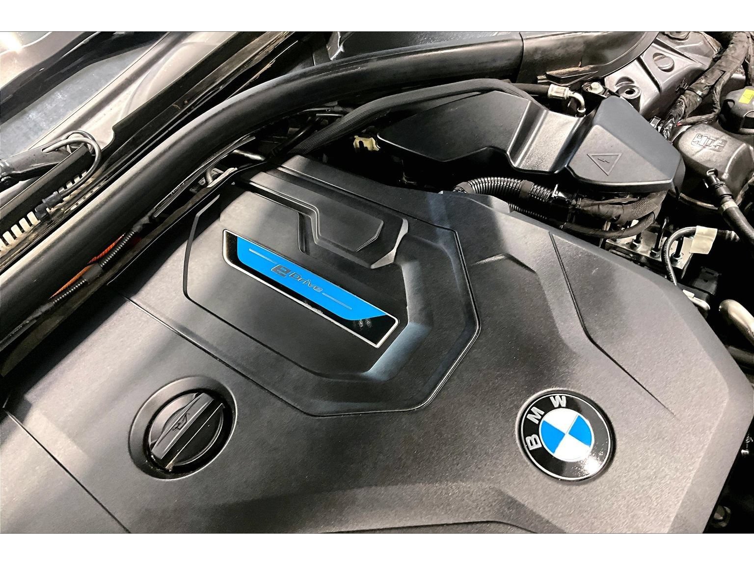 Used 2022 BMW 330e w/ Driving Assistance Package RWD image 55