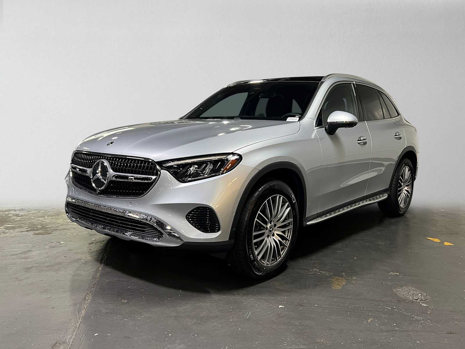 Used 2026 Mercedes-Benz GLC 300 4MATIC image 7