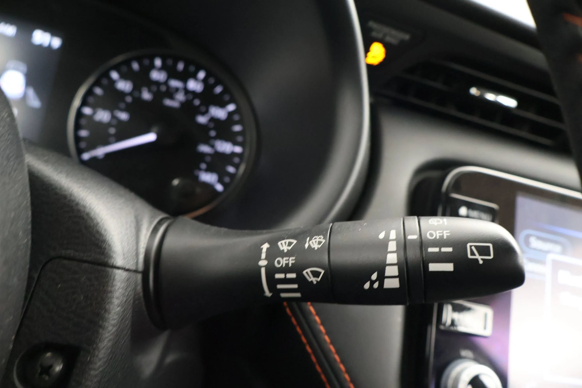 Used 2024 Nissan Kicks SR FWD image 22