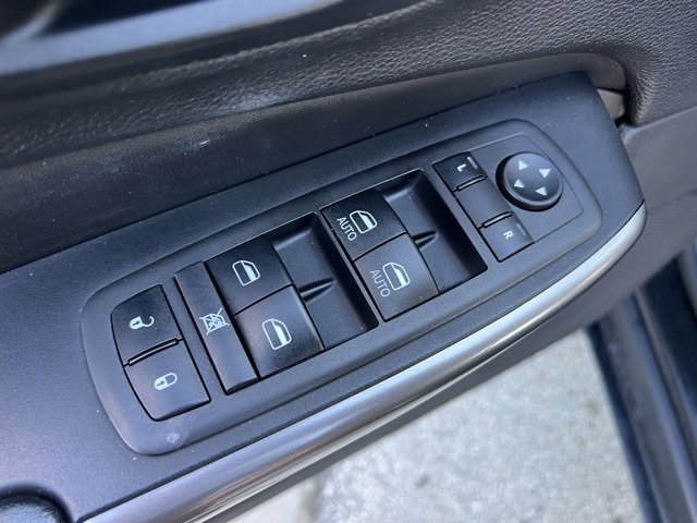 Used 2021 Jeep Cherokee Latitude image 17