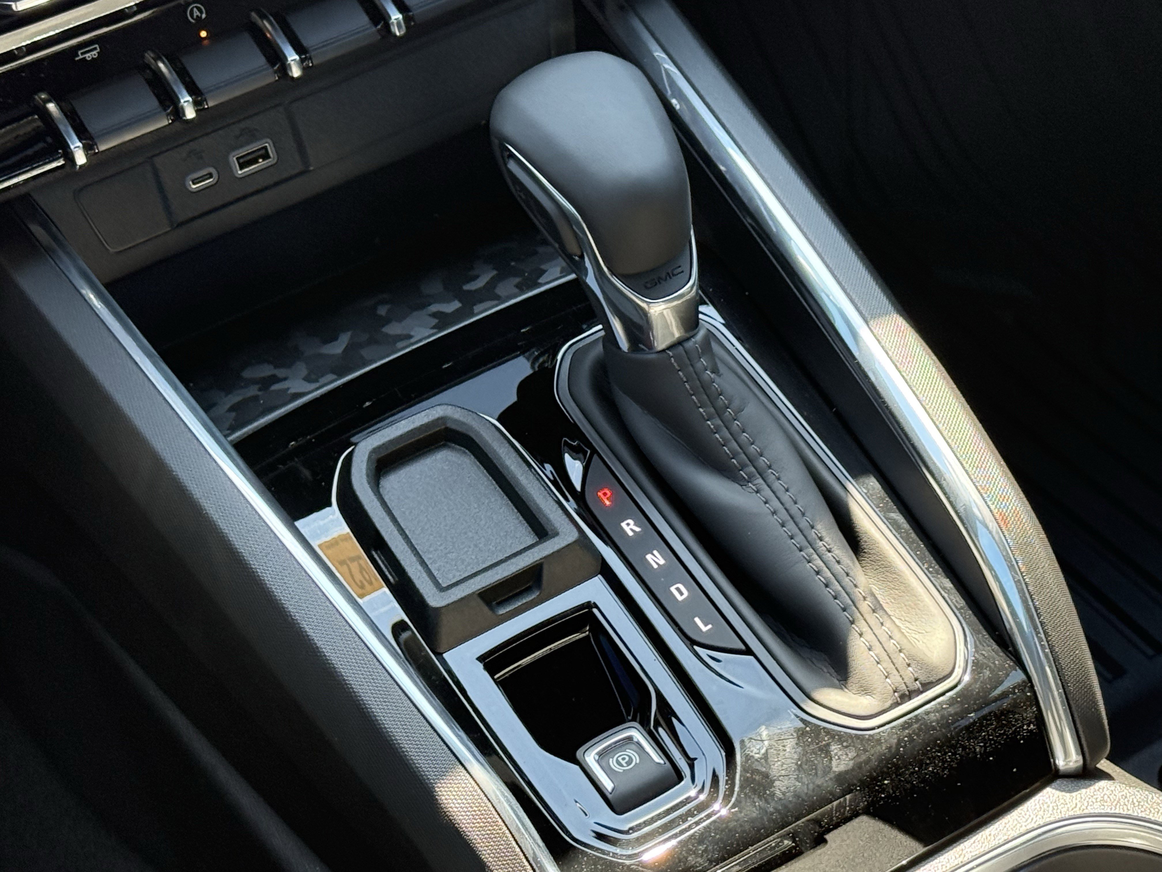 New 2026 GMC Canyon Elevation w/ Convenience Package image 15