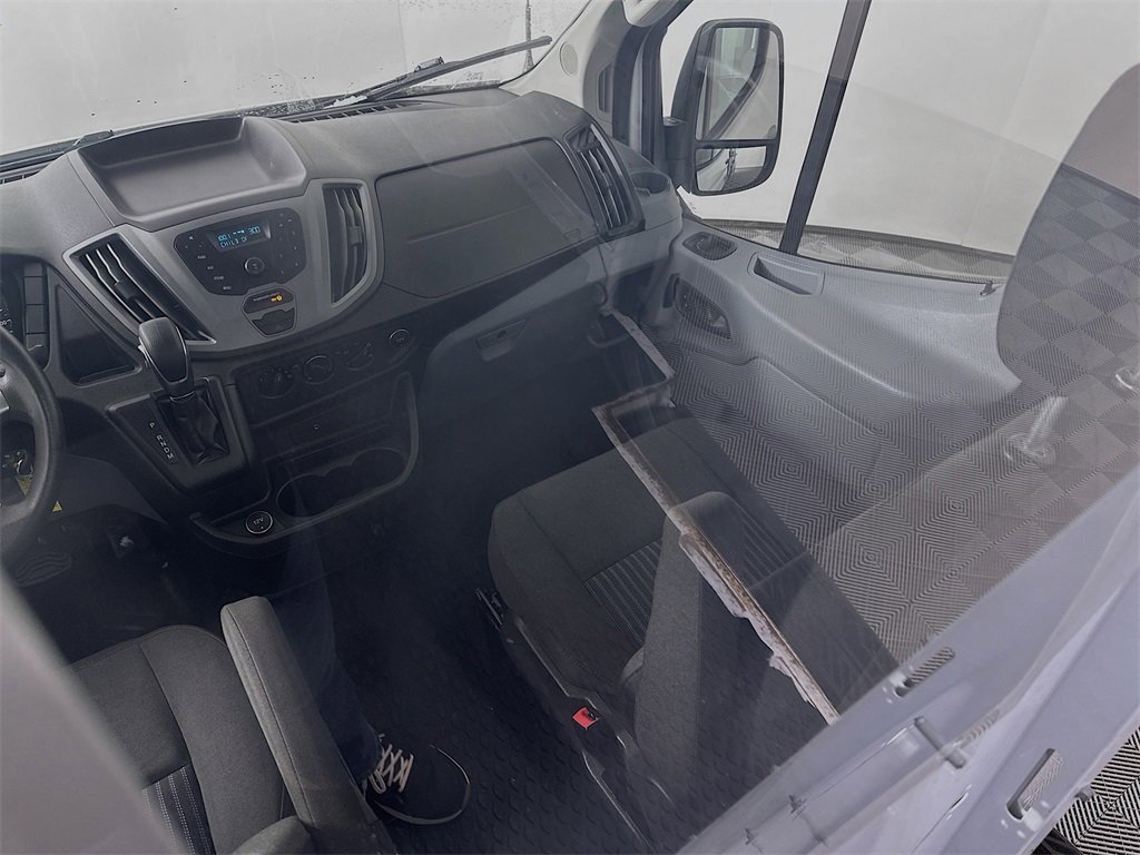 Used 2018 Ford Transit 250 148 Medium Roof image 21