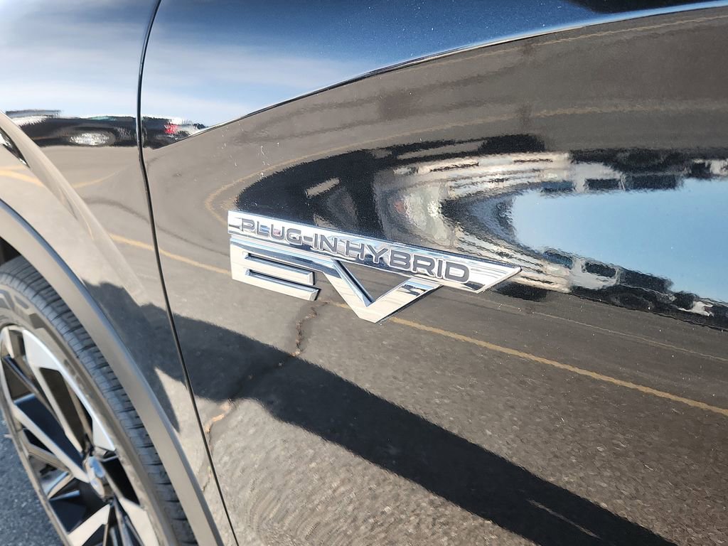 Used 2023 Mitsubishi Outlander SE image 21