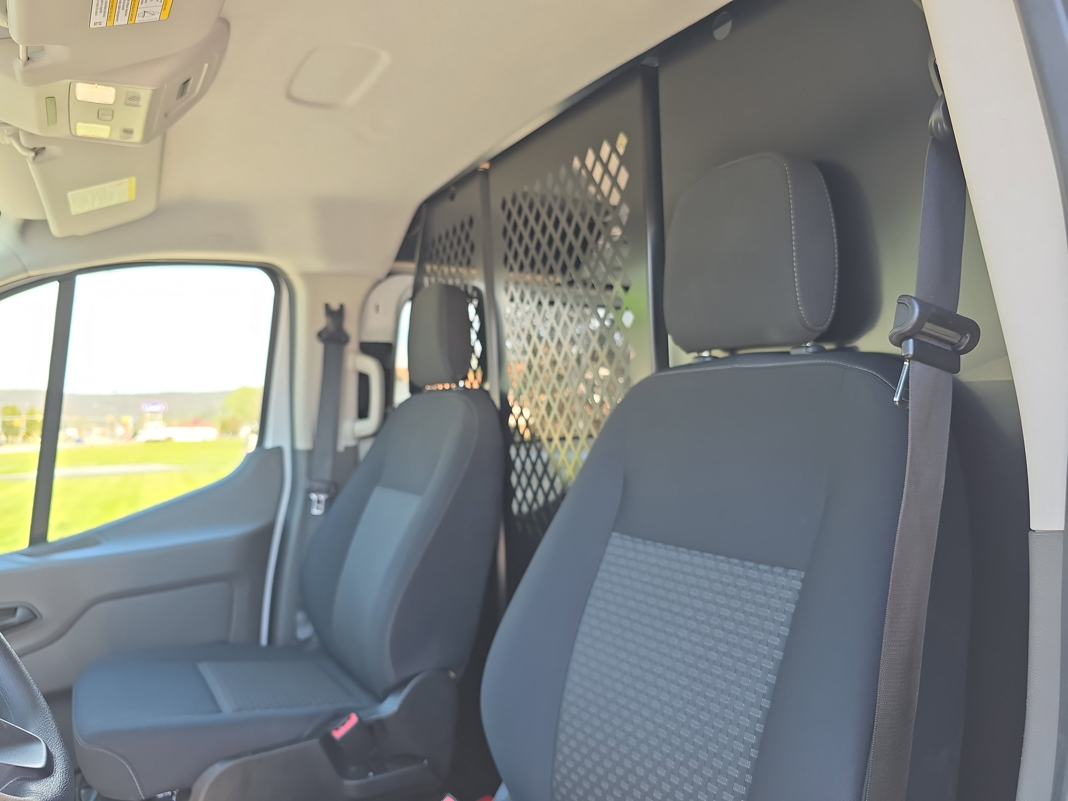 Used 2024 Ford Transit 250 Low Roof w/ Exterior Upgrade Package RWD image 12