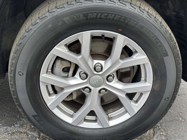 Used 2022 Jeep Grand Cherokee L Limited w/ Luxury Tech Group II image 34