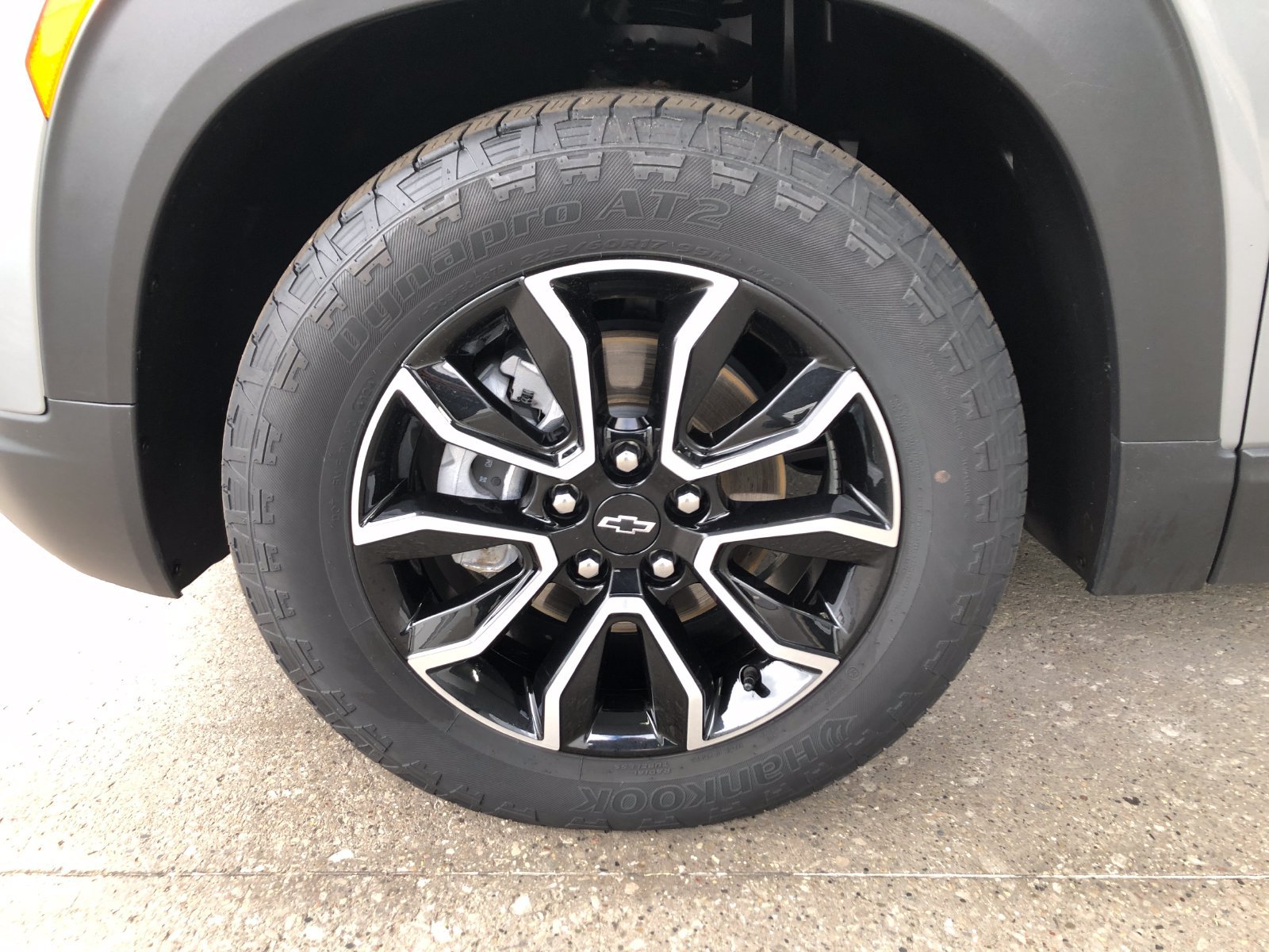 Used 2025 Chevrolet TrailBlazer ACTIV w/ Convenience Package FWD image 4