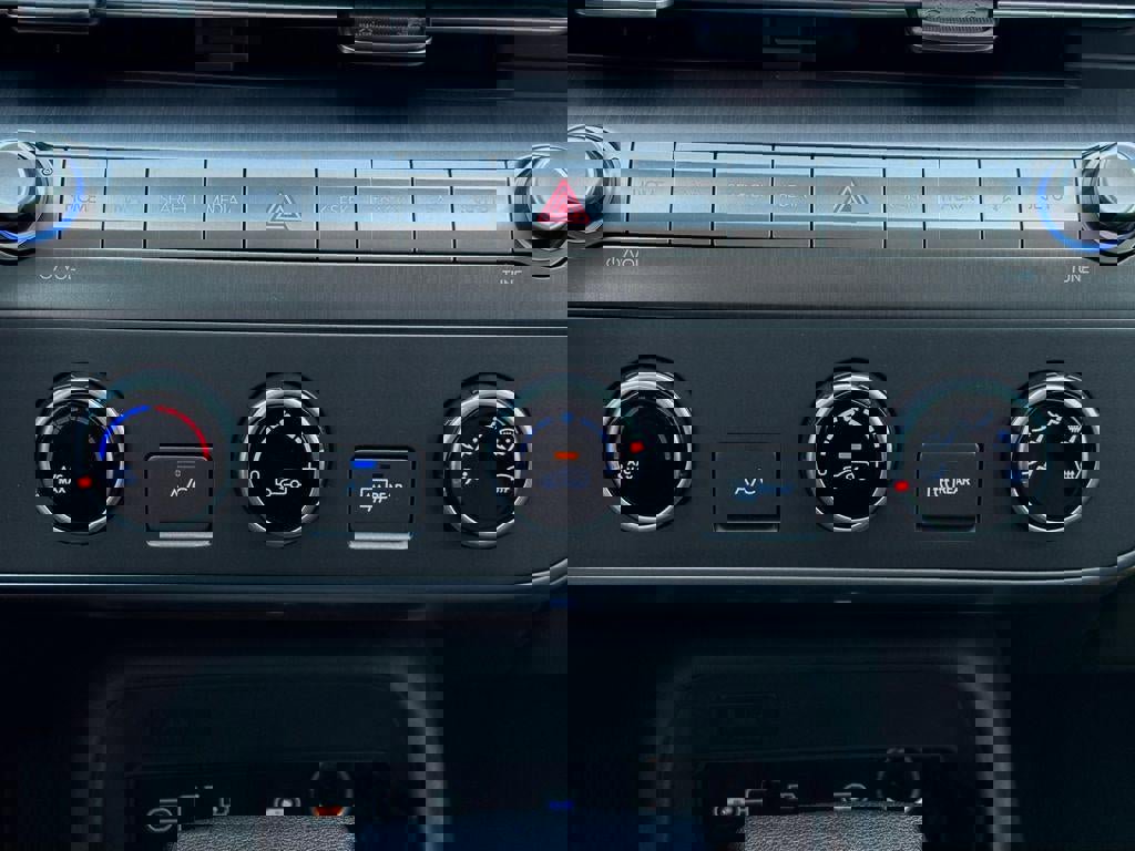 New 2026 Hyundai Kona SE image 53