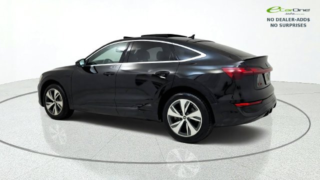 Used 2024 Audi Q8 e-tron Premium Plus w/ Premium Plus Package AWD/4WD image 6
