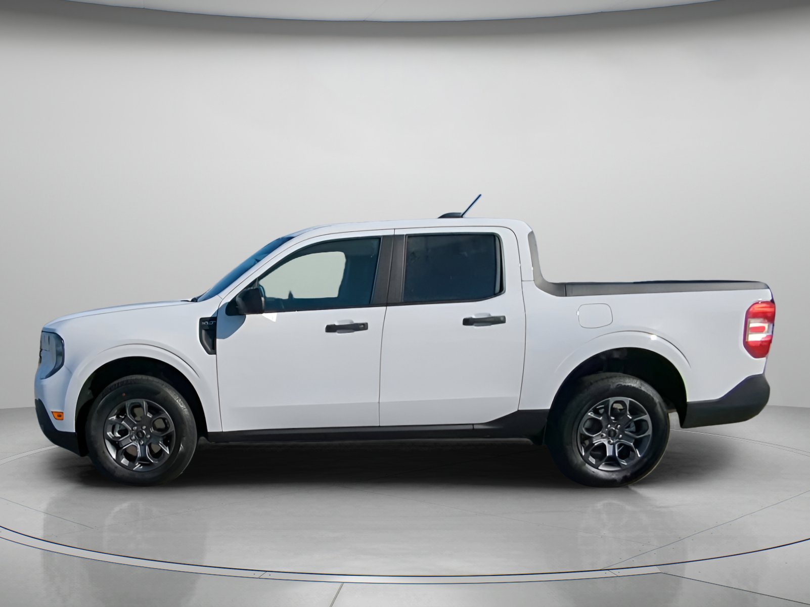 New 2026 Ford Maverick XLT AWD/4WD image 16