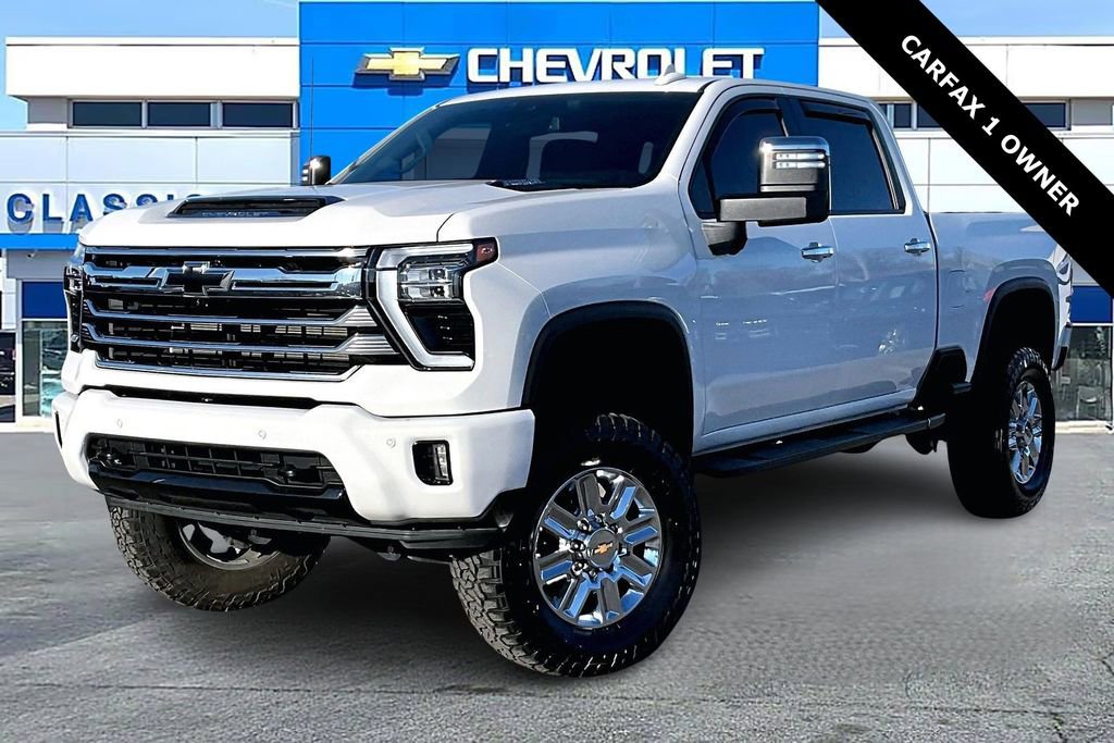 Used 2024 Chevrolet Silverado 3500 LTZ w/ LTZ Plus Package AWD/4WD image 3