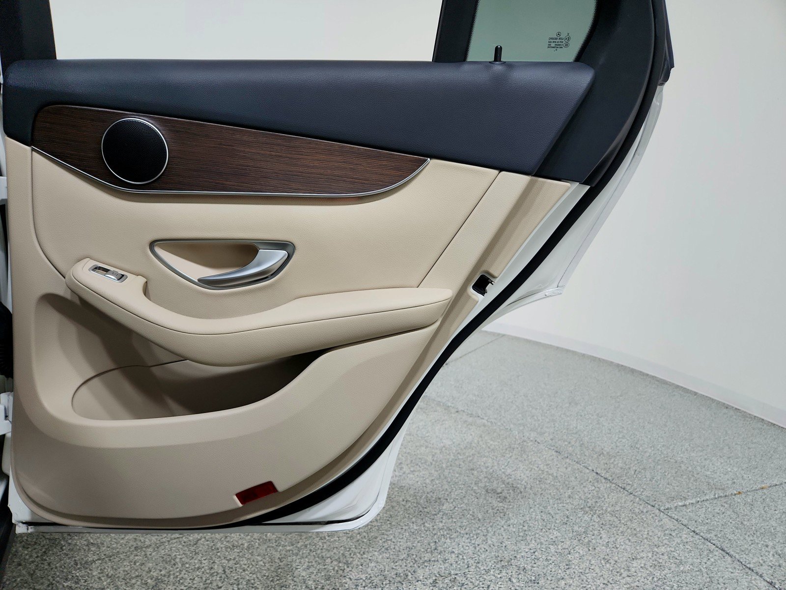 Certified 2022 Mercedes-Benz GLC 300 4MATIC image 23